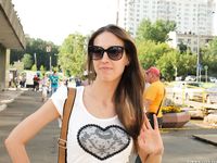 Feet - Lena H - 2018-06-04 Torn sandals