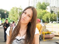 Feet - Lena H - 2018-06-04 Torn sandals