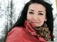 Feet - Lika - 2014-05-22 Barefoot in the legwarmers