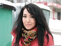 Feet - Lika - 2014-05-22 Barefoot in the legwarmers