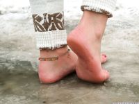 Feet - Lika - 2014-05-22 Barefoot in the legwarmers