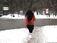 Feet - Lika - 2014-05-22 Barefoot in the legwarmers