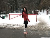 Feet - Lika - 2014-05-22 Barefoot in the legwarmers