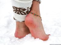 Feet - Lika - 2014-05-22 Barefoot in the legwarmers