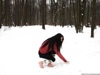 Feet - Lika - 2014-05-22 Barefoot in the legwarmers