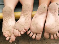 Feet - Lilia + Anna - 2008-02-11 Naughty bare feet