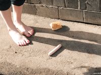 Feet - Lilia + Nadja - 2007-07-10 Frozen soles