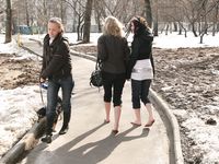 Feet - Lilia + Nadja - 2007-07-10 Frozen soles