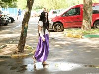 Feet - Liza - 2014-12-26 Barefoot tease