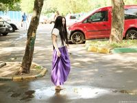 Feet - Liza - 2014-12-26 Barefoot tease