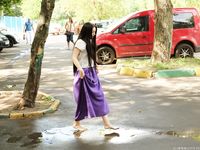 Feet - Liza - 2014-12-26 Barefoot tease