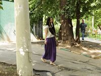 Feet - Liza - 2014-12-26 Barefoot tease