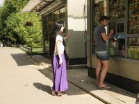 Feet - Liza - 2014-12-26 Barefoot tease