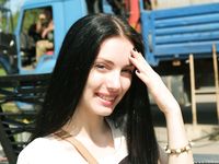 Feet - Liza - 2014-12-26 Barefoot tease