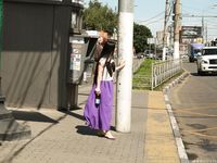 Feet - Liza - 2014-12-26 Barefoot tease