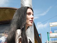 Feet - Liza - 2014-12-26 Barefoot tease