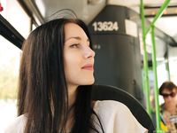 Feet - Liza - 2014-12-26 Barefoot tease