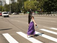 Feet - Liza - 2014-12-26 Barefoot tease