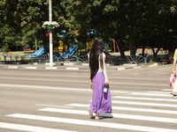 Feet - Liza - 2014-12-26 Barefoot tease