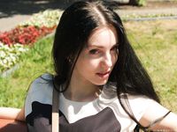 Feet - Liza - 2014-12-26 Barefoot tease