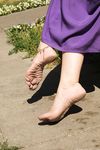 Feet - Liza - 2014-12-26 Barefoot tease