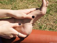 Feet - Liza - 2014-12-26 Barefoot tease