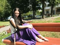 Feet - Liza - 2014-12-26 Barefoot tease