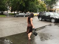 Feet - Liza C - 2017-12-08 Barefoot in the wet street