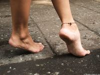 Feet - Liza C - 2017-12-08 Barefoot in the wet street
