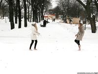 Feet - Luisa A + Nastya C - 2012-03-03 Two shivering girls