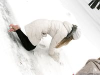 Feet - Luisa A + Nastya C - 2012-03-03 Two shivering girls