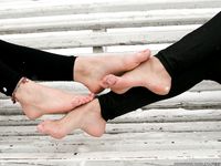 Feet - Luisa A + Nastya C - 2012-03-03 Two shivering girls