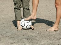 Feet - Margarita + Natasha B - 2009-03-24 Barefoot footbal