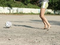 Feet - Margarita + Natasha B - 2009-03-24 Barefoot footbal