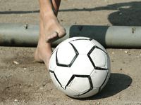 Feet - Margarita + Natasha B - 2009-03-24 Barefoot footbal