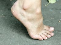 Feet - Margarita - 2008-11-17 Teasing bare feet