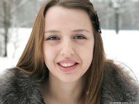 Feet - Margarita A - 2013-01-29 Barefoot car driver girl