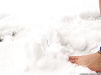 Feet - Margarita A - 2013-01-29 Barefoot car driver girl