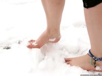 Feet - Margarita A - 2013-01-29 Barefoot car driver girl