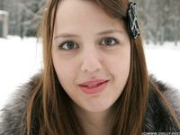 Feet - Margarita A - 2013-01-29 Barefoot car driver girl