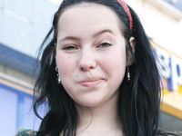 Feet - Maria A -2009-07-24 Barefoot walk in the city