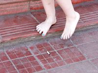 Feet - Maria A -2009-07-24 Barefoot walk in the city