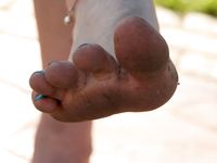 Feet - Maria A -2009-07-24 Barefoot walk in the city