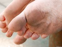 Feet - Maria A - 2010-04-20 Summer bare feet