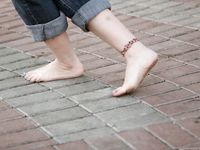 Feet - Maria A - 2010-04-20 Summer bare feet