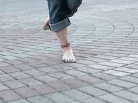 Feet - Maria A - 2010-04-20 Summer bare feet