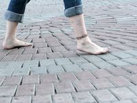 Feet - Maria A - 2010-04-20 Summer bare feet