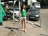 Feet - Maria D - 2014-04-04 Slender girl in shorts