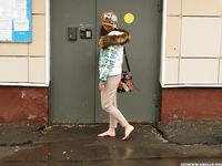 Feet - Maria E - 2014-10-27 Good weather for walking barefoot