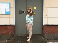 Feet - Maria E - 2014-10-27 Good weather for walking barefoot